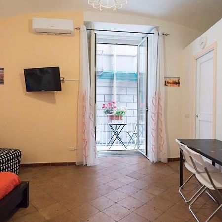 Napoli Centro Apartment A Balcony In The Heart Of Nápoly Kültér fotó